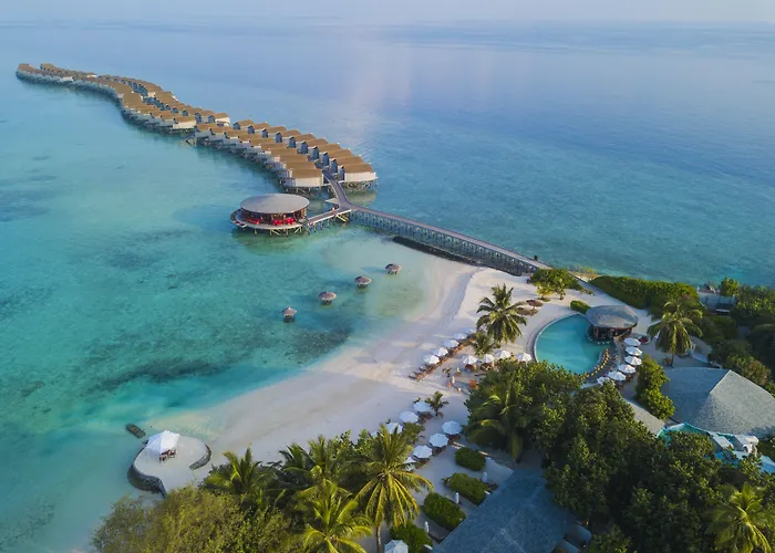 Hotel mit Pool: Centara Ras Fushi Resort & Spa Maldives - Stay 4 Nights Or More And Enjoy 50 Percent Off Speedboat Transfers, Valid For Stays From 6 Apr To 30 Sep 2026 (Adults Only)